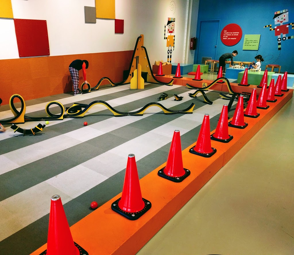Montreal Science Centre | 2 Rue de la Commune O, Montréal, QC H2Y 4B2, Canada | Phone: (514) 496-4724