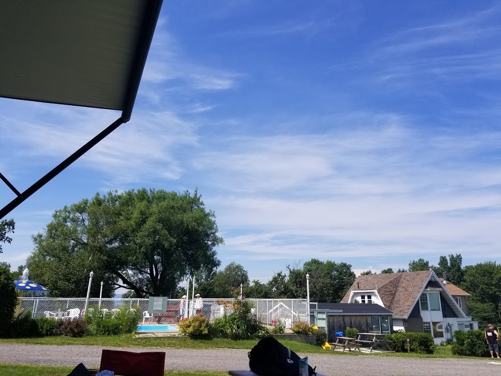 Camping du Fort de la Martinière | 9825 Boulevard Guillaume-Couture, Lévis, QC G6V 9R4, Canada | Phone: (418) 835-9060