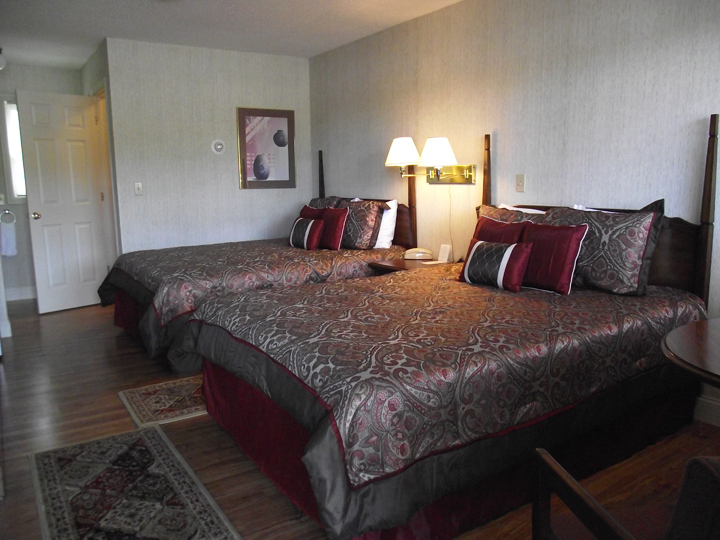 The Lakefront Inn | 127 Cross St, Island Pond, VT 05846, USA | Phone: (802) 723-6507