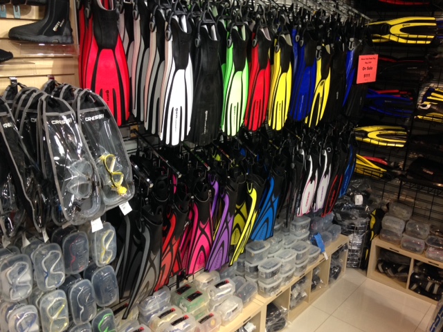 AquaSub Scuba Diving Centre | 1241 Elgin Mills Rd E, Richmond Hill, ON L4S 0B5, Canada | Phone: (905) 883-3483