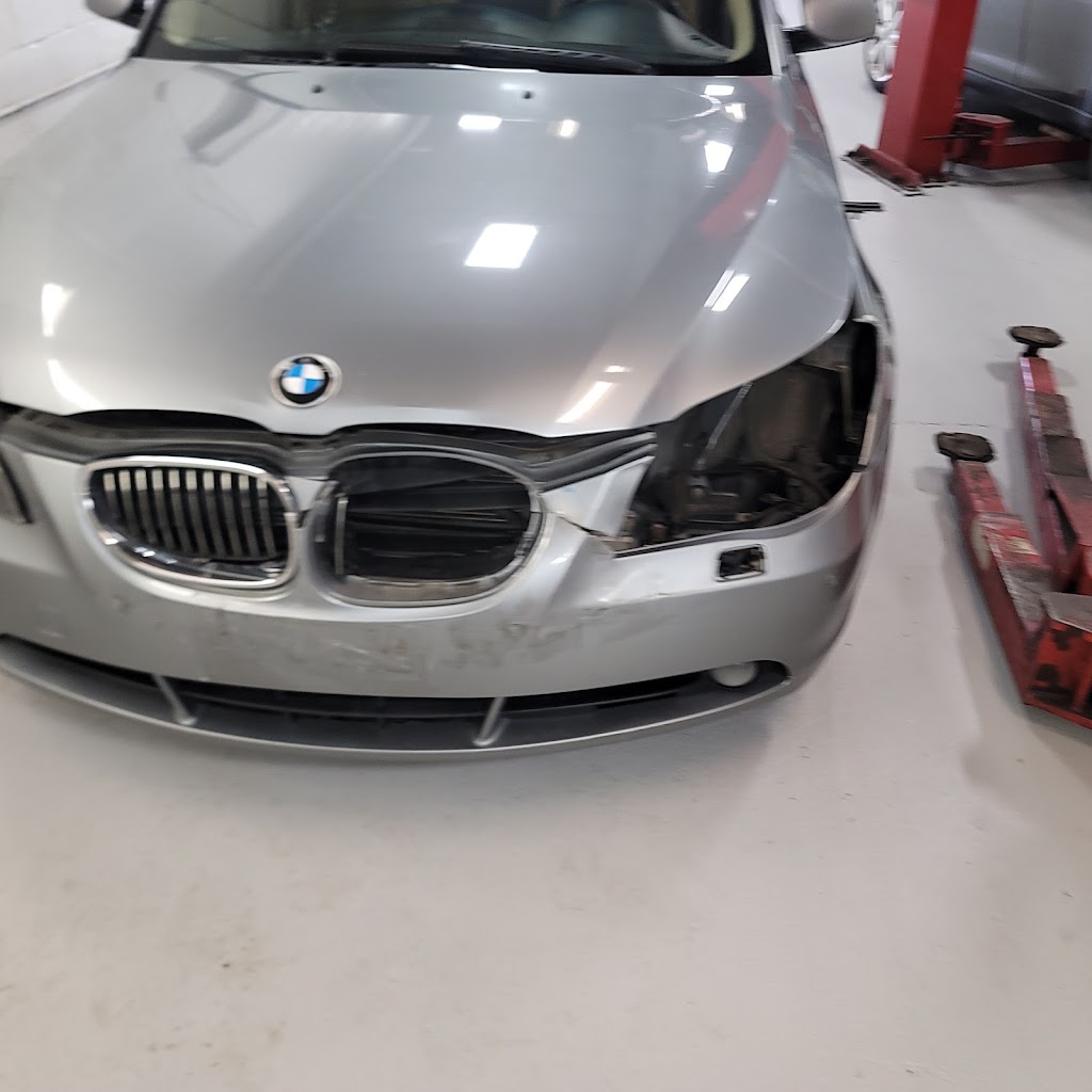 Reid Reid Autobody Ltd | 40 Barbados Blvd, Scarborough, ON M1J 1L1, Canada | Phone: (416) 269-5306