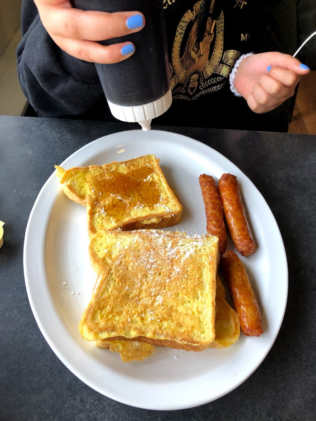 Country Cabin Restaurant | RR 4, Shelburne, ON L0N 1S8, Canada | Phone: (519) 925-3118