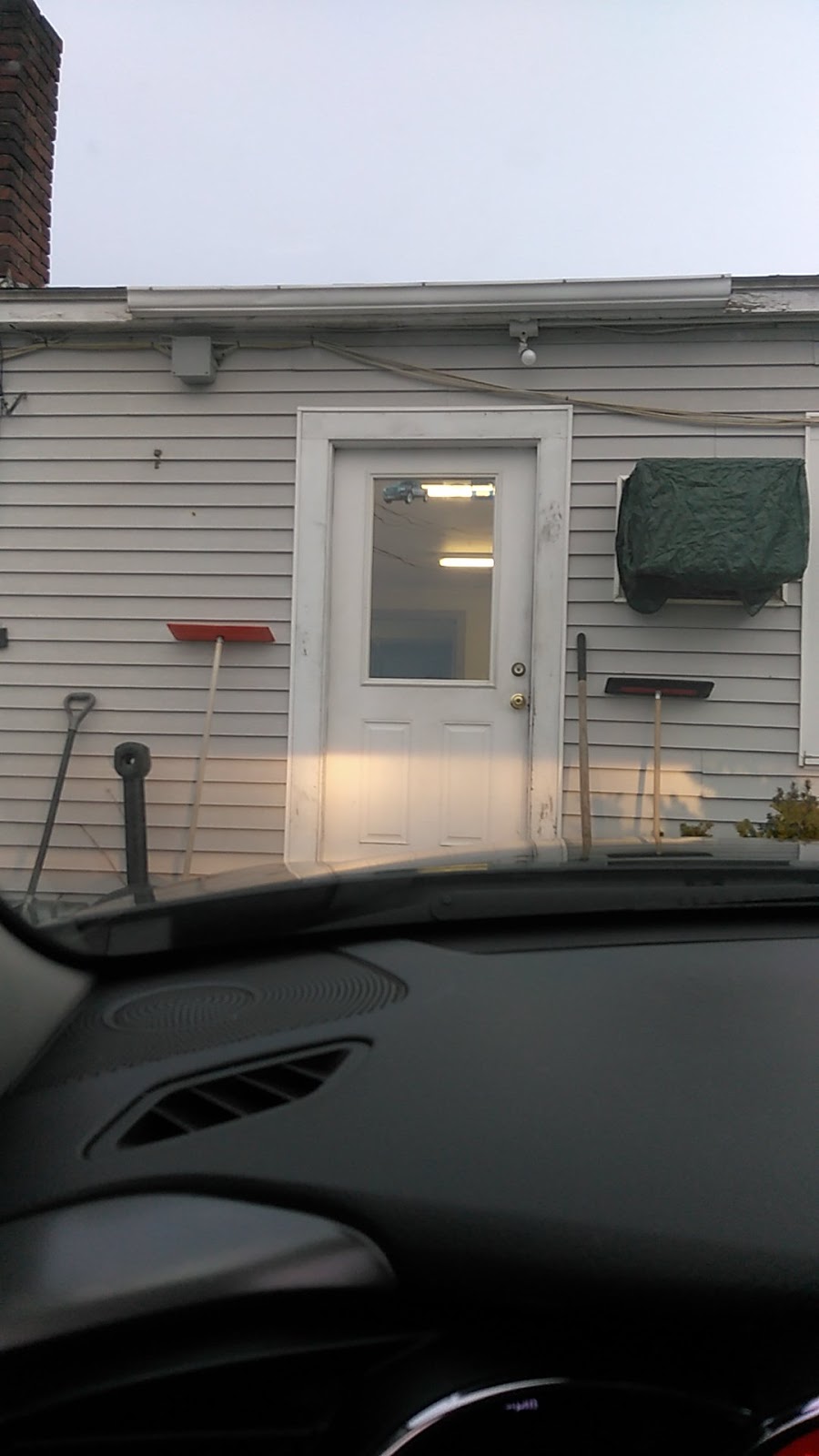 Delabruere Auto Sales | 5602 US-5, Newport, VT 05855, USA | Phone: (802) 334-5028