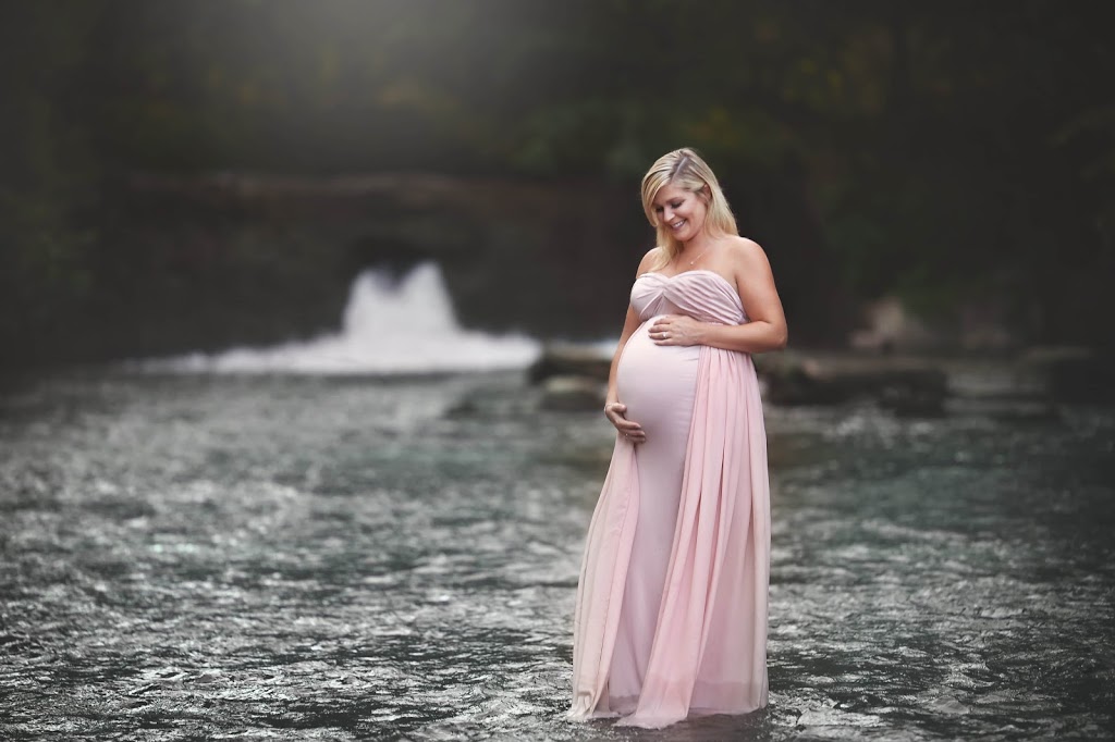 Stella Ella Ola Photography | 199 St George St, Brantford, ON N3R 1W3, Canada | Phone: (519) 761-8161