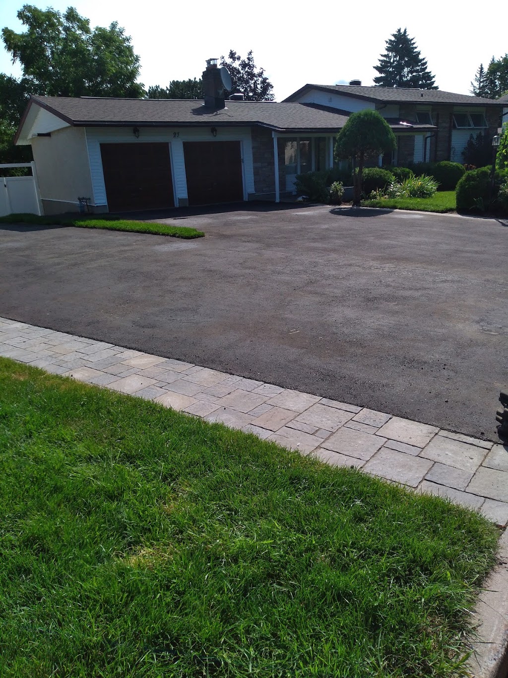 Pada Landscaping | 25 Warbonnet Dr, Nepean, ON K2E 5L9, Canada | Phone: (613) 899-9548