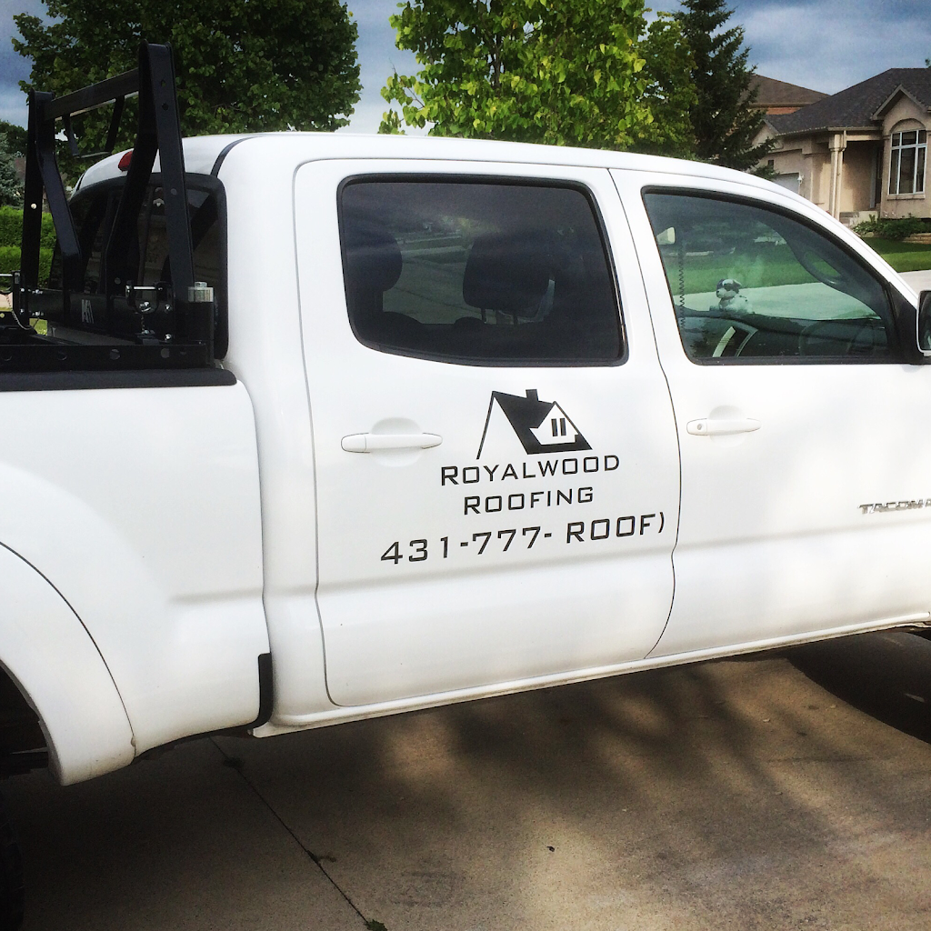 ROYALWOOD ROOFING | 31 Norcross Crescent, Winnipeg, MB R3X 1H8, Canada | Phone: (431) 777-7663