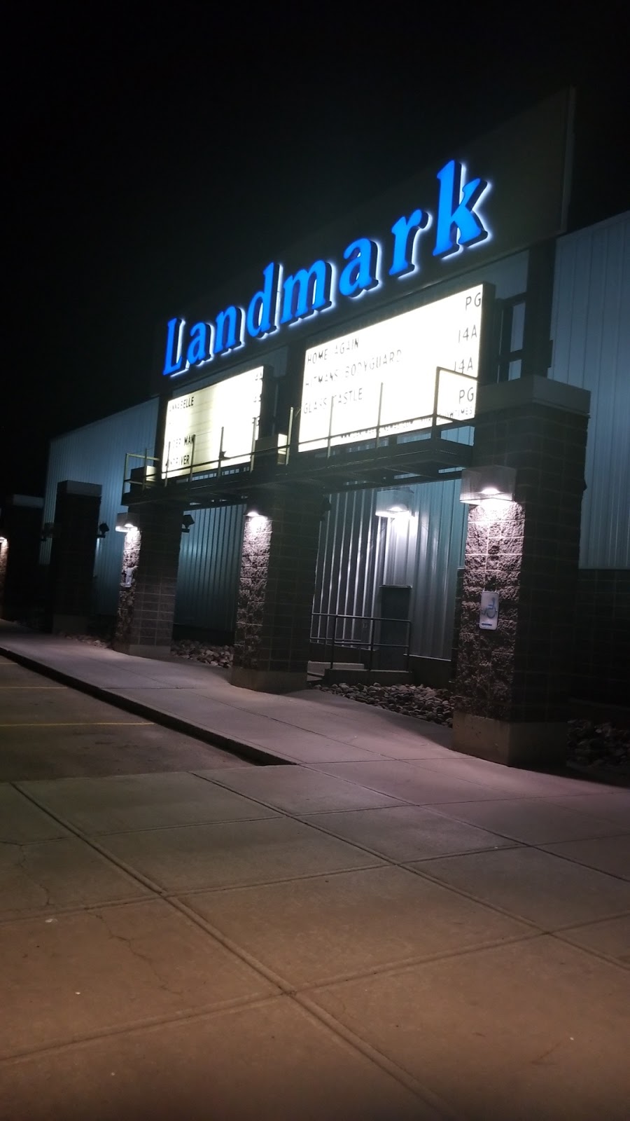 Landmark Cinemas Spruce Grove | 130 Century Crossing, Spruce Grove, AB T7X 0C8, Canada | Phone: (780) 962-9553
