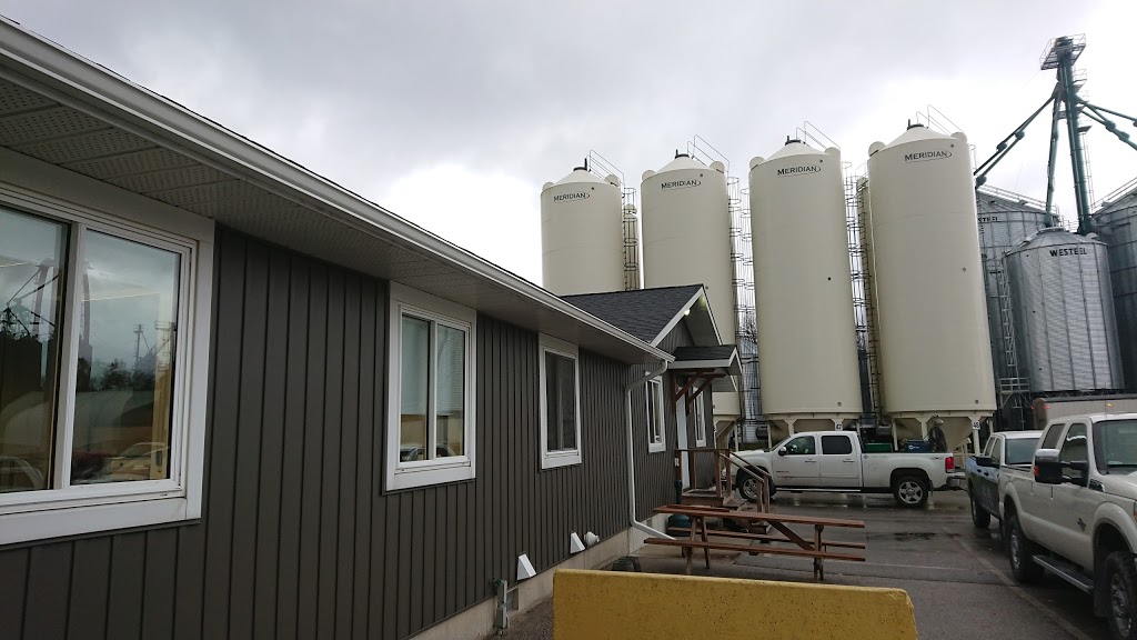 Snobelen Farms Ltd | 323 Havelock St, Lucknow, ON N0G 2H0, Canada | Phone: (519) 528-2092