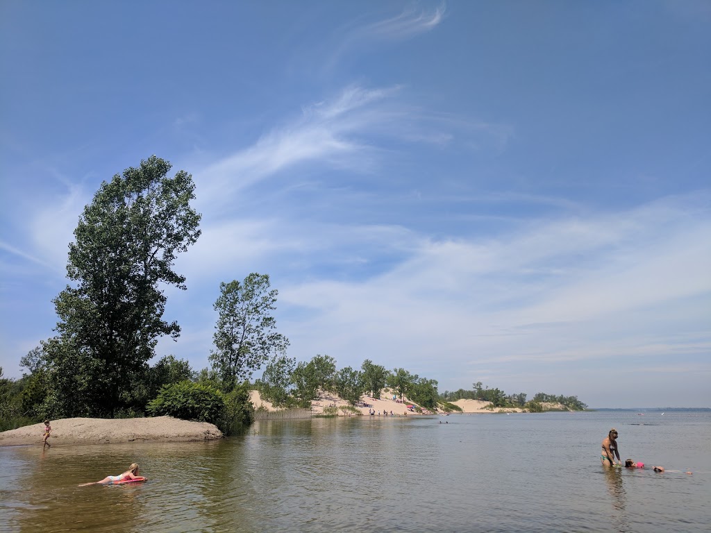West Lake Willows Resort | 2028 County Rd 12, Prince Edward, ON K0K, Canada | Phone: (613) 393-3213