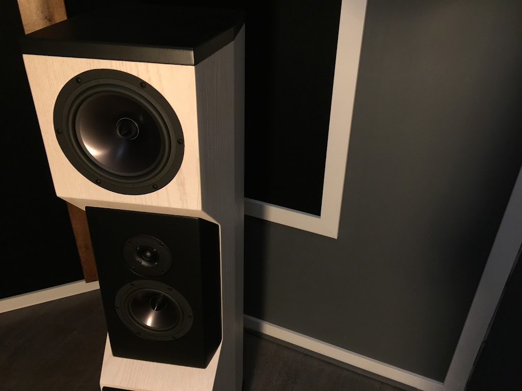 Transparent Mastering | 165 Balsam Ave N, Hamilton, ON L8L 2Y4, Canada | Phone: (289) 922-8933