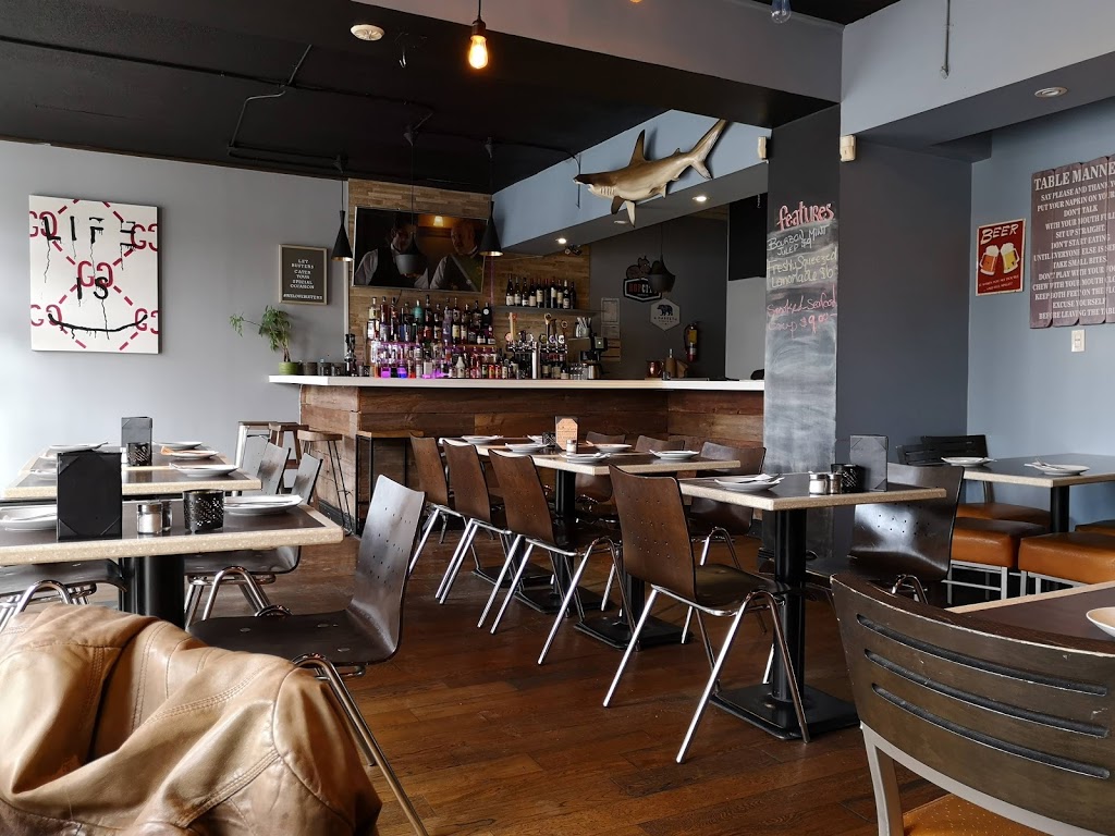 Busters Kitchen X Bar | 3747 Lake Shore Blvd W, Etobicoke, ON M8W 1P9, Canada | Phone: (416) 251-7777