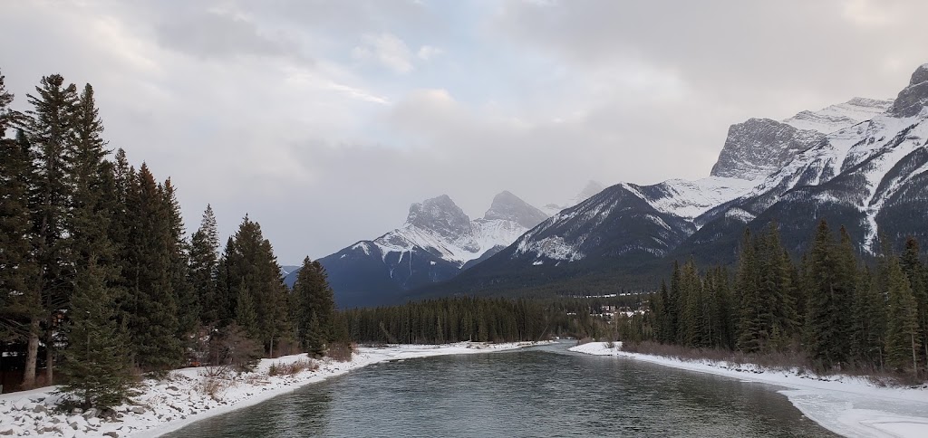 Public Boat Launch Parking Lot | Rundle Dr, Canmore, AB T1W, Canada | Phone: (844) 621-7238