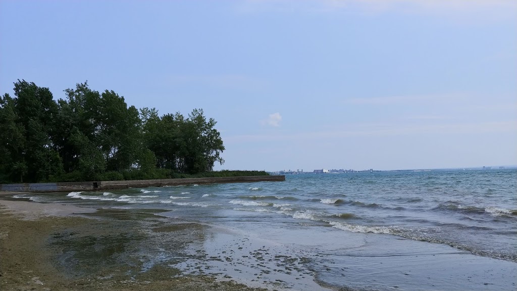 Waverly Beach Park | 271 Helena St, Fort Erie, ON L2A 5Z7, Canada