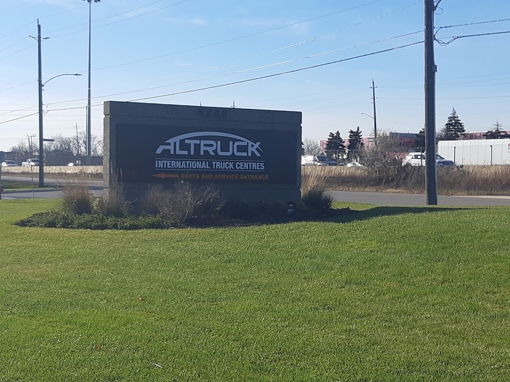 Altruck International Truck Centres | 5280 S Service Rd, Burlington, ON L7L 5H5, Canada | Phone: (905) 681-6500