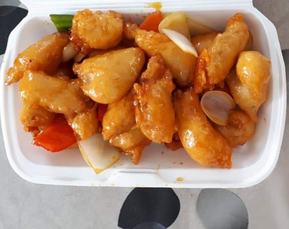 Lucky Garden Chinese Restaurant | 552 Pleasant Dr, Minto, NB E4B 2T7, Canada | Phone: (506) 327-3336