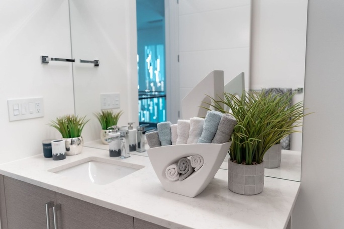 Flaunt Interiors | 10532 184 St NW, Edmonton, AB T5S 0N7, Canada | Phone: (780) 466-8070