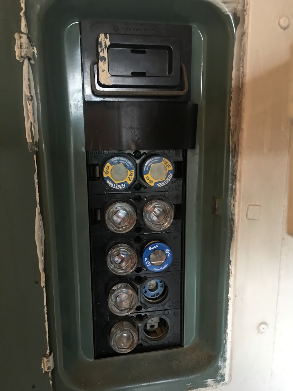 Bushman Electric, Chatham | 99 Landings Pass, Chatham, ON N7L 0A4, Canada | Phone: (519) 401-5483