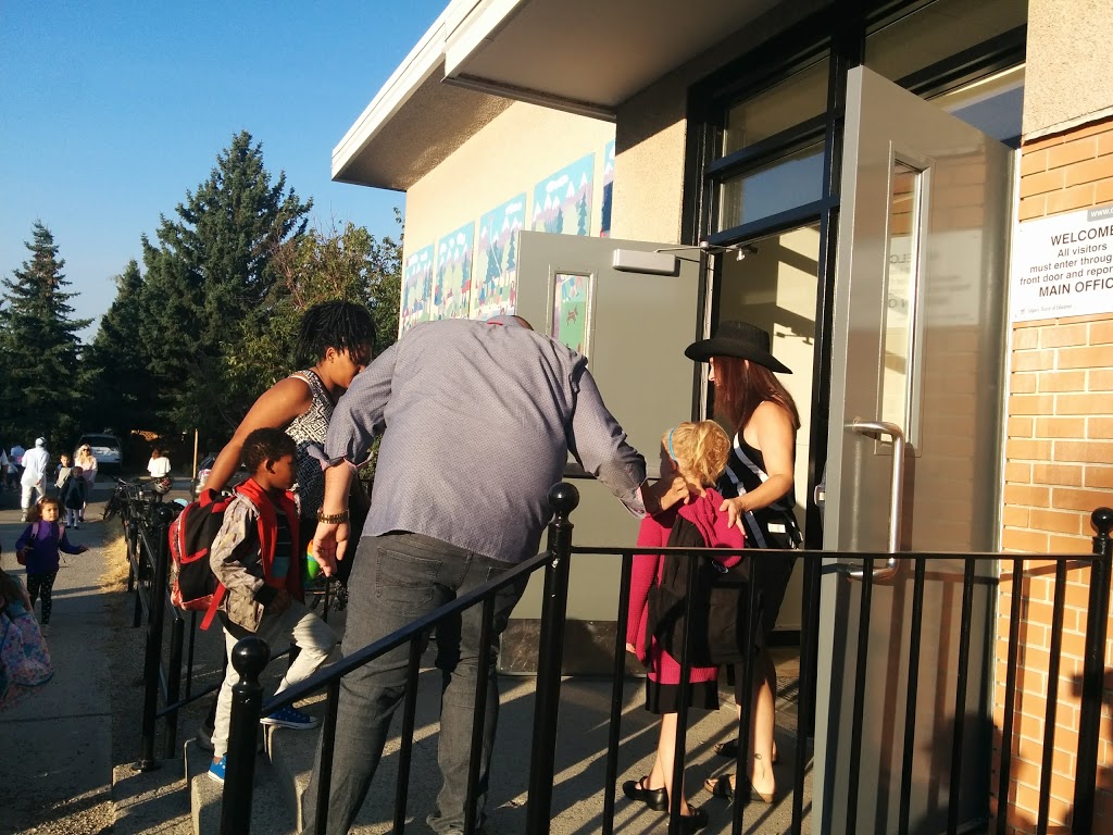 Banff Trail School | 3232 Cochrane Rd NW, Calgary, AB T2M 4J3, Canada | Phone: (403) 777-6120