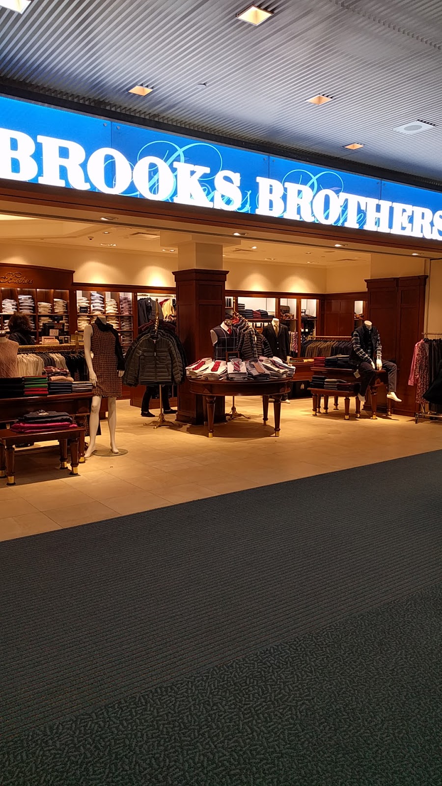 Brooks Brothers | 3211 Grant McConachie Way, Richmond, BC V7B 0A4, Canada | Phone: (604) 303-3059