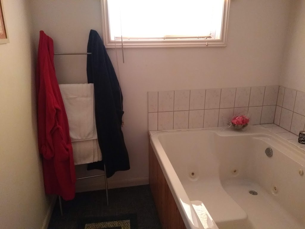 The Silver Birch Motel | 79764 Bluewater Hwy, Goderich, ON N7A 3X8, Canada | Phone: (519) 524-8516
