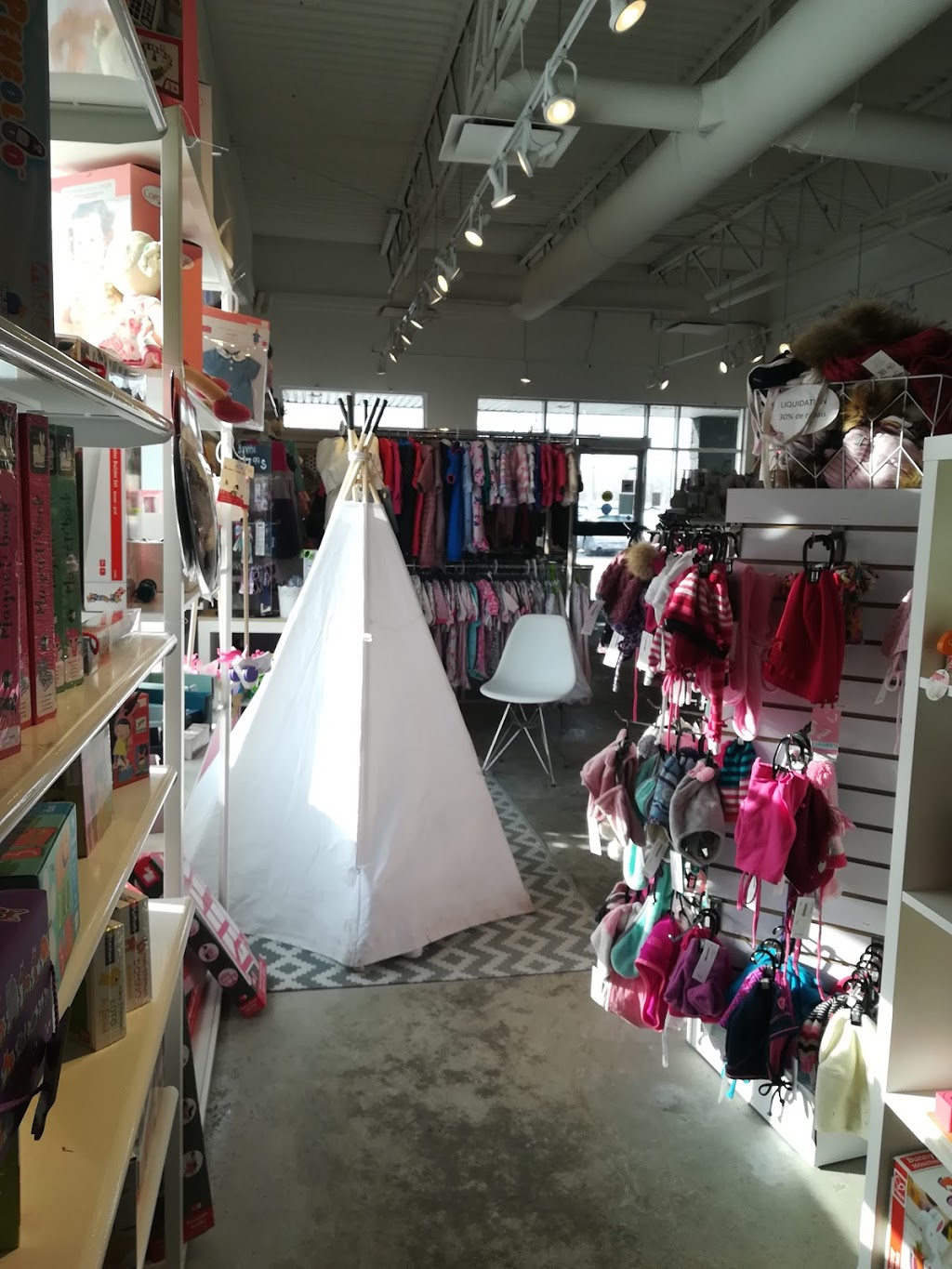 Mlle et Coco | 811 Route Jean-Gauvin, Québec, QC G1X 4V9, Canada | Phone: (581) 742-4240