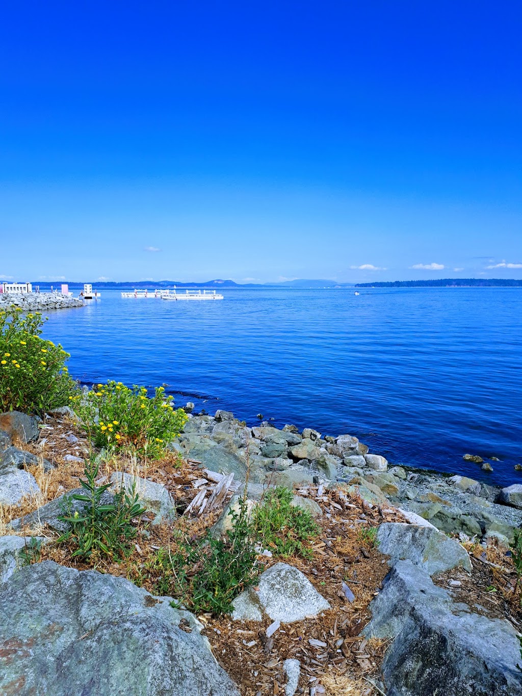Tulista Park | 9565 Fifth St, Sidney, BC V8L 2W5, Canada | Phone: (250) 656-1034