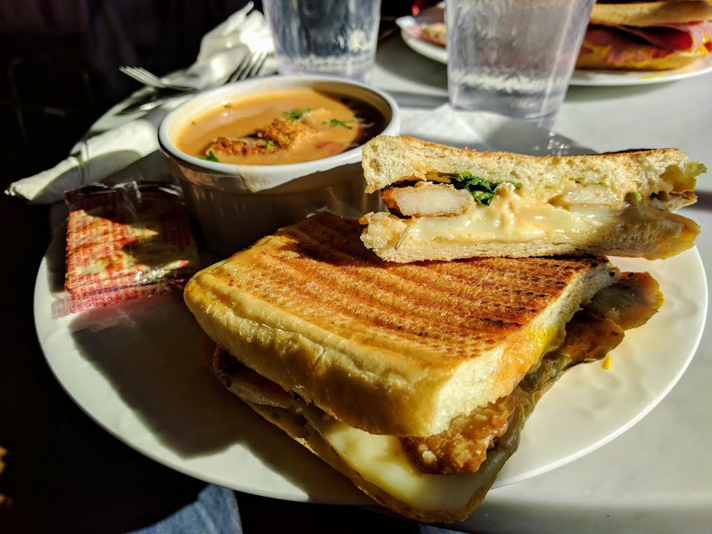 Little Beetle Bistro | 44489 S Sumas Rd, Chilliwack, BC V2R 4B7, Canada | Phone: (604) 846-5528