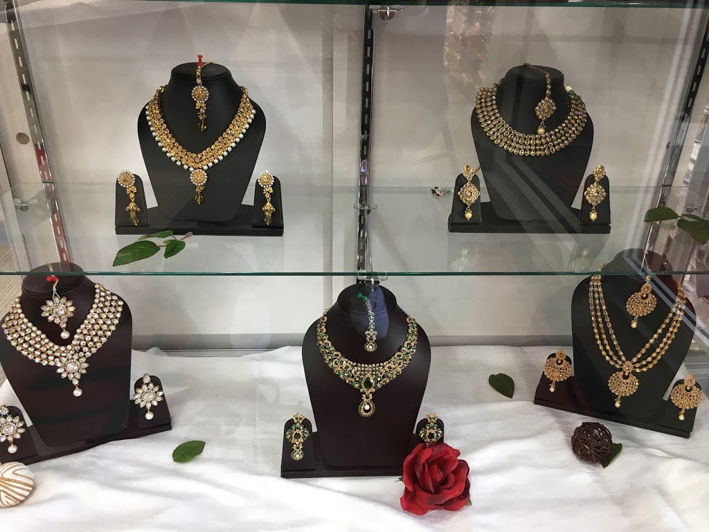 Deepali Fashions | 1503 Lakewood Rd W Northwest, Edmonton, AB T6K 3S4, Canada | Phone: (780) 462-9254
