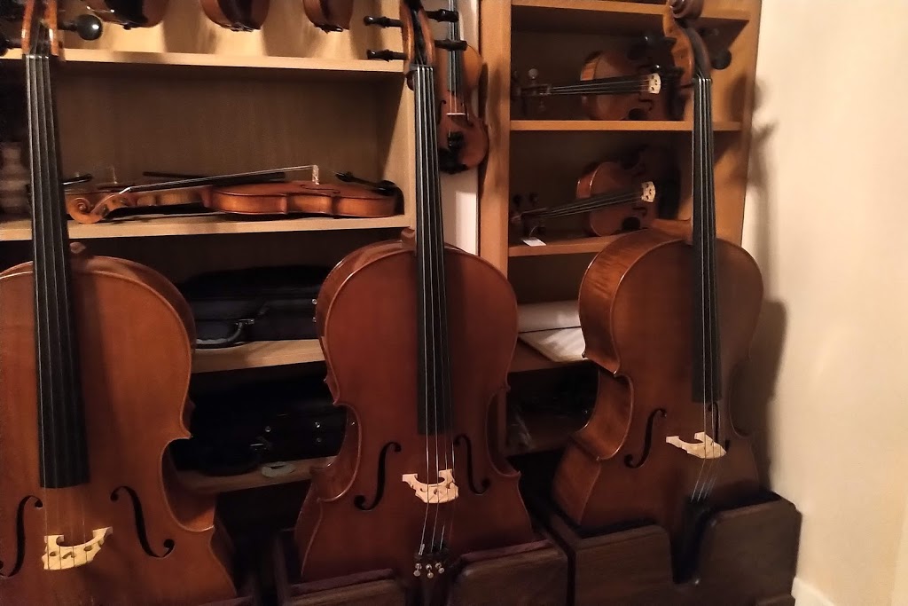 Hratch Armenious Violin Maker | 903 Willowdale Ave, North York, ON M2M 3C2, Canada | Phone: (416) 221-8826