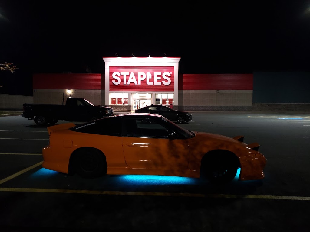 Staples | 1-181 Damascus Rd, Bedford, NS B4A 0C2, Canada | Phone: (902) 835-4089