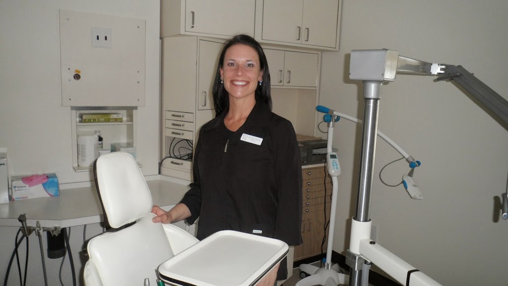 Kristina Parker Dental Hygiene | 56 Highland Ave, Barrie, ON L4M 1N3, Canada | Phone: (705) 503-2211