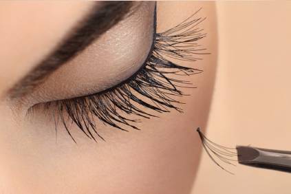 New U Esthetics & Threading studio | 894 Langford Pkwy #102, Victoria, BC V9B 0A7, Canada | Phone: (250) 634-1333