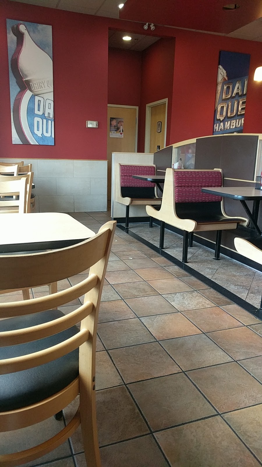 Dairy Queen Grill & Chill | 101-1517 Admirals Rd, Victoria, BC V9A 2P8, Canada | Phone: (250) 383-8511