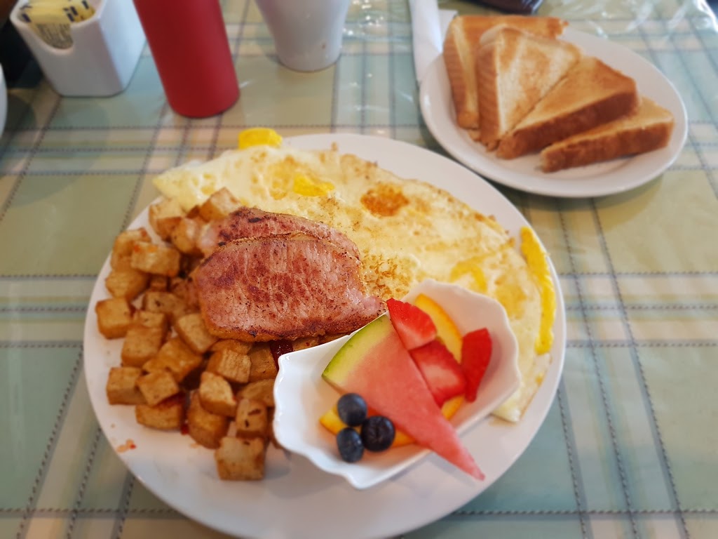 Goodies Café | 1470 Mosley St, Wasaga Beach, ON L0L 2P0, Canada | Phone: (705) 429-0200