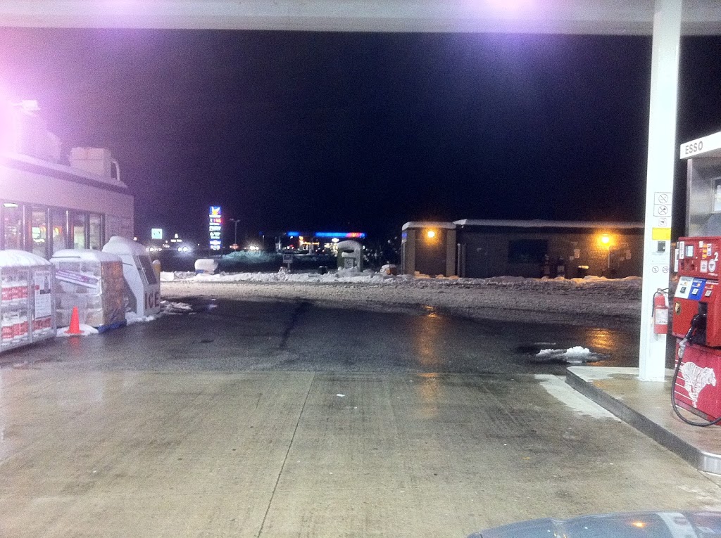 Esso | Rr 1 2319, ON-11, Gravenhurst, ON P1P 1R1, Canada | Phone: (705) 684-9400