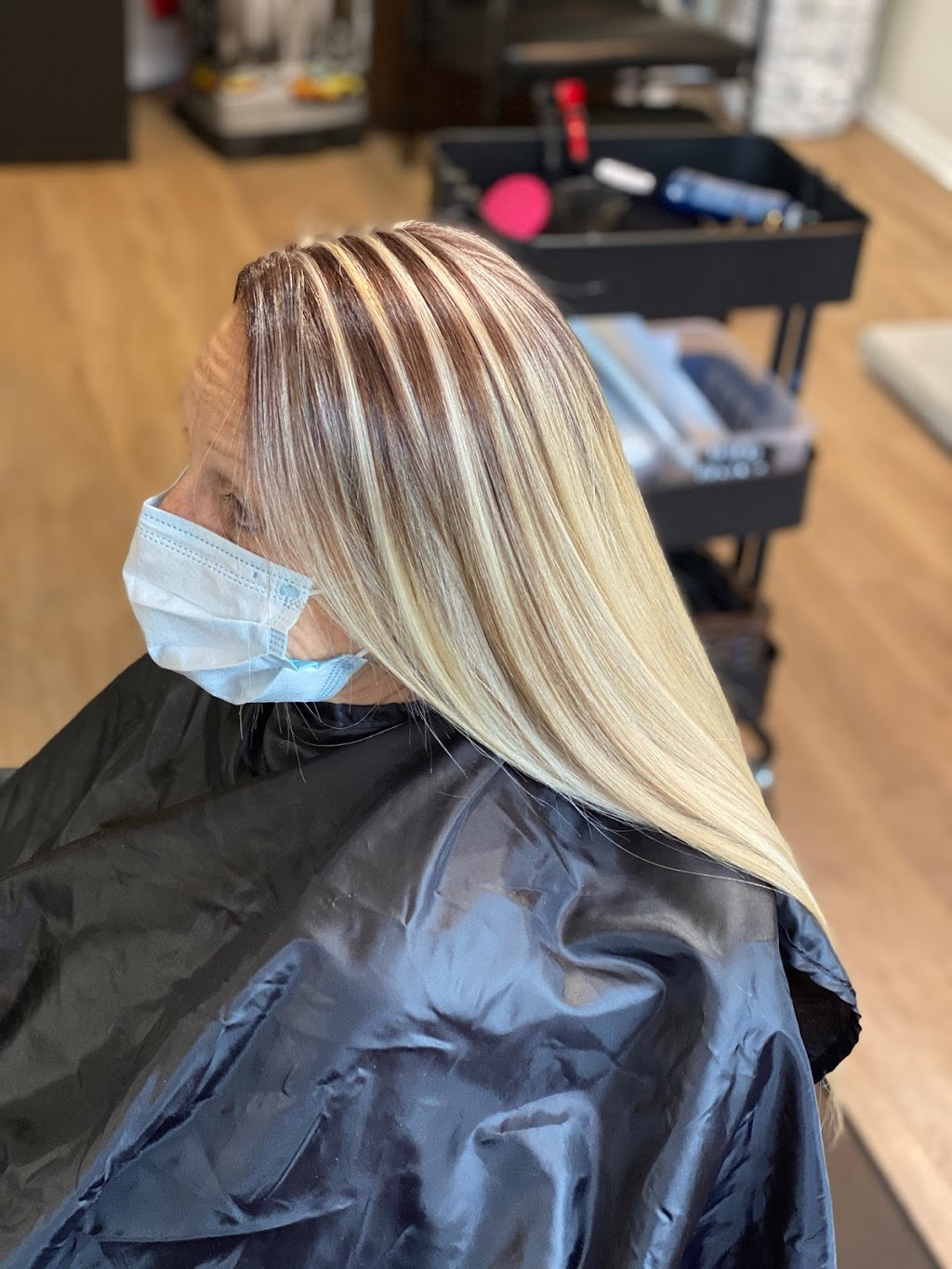 Mizz. Hair | 93 Castille Crescent, Keswick, ON L4P 3L2, Canada | Phone: (289) 264-4785