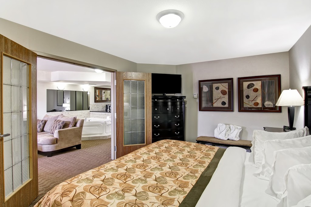 Canalta Hotel | 1360 Sims Ave, North Weyburn, SK S0C 1X0, Canada | Phone: (306) 842-8000