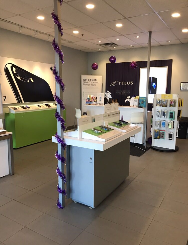 Select Wireless TELUS Koodo Perth | 80 Dufferin St, Perth, ON K7H 3A7, Canada | Phone: (613) 264-9119