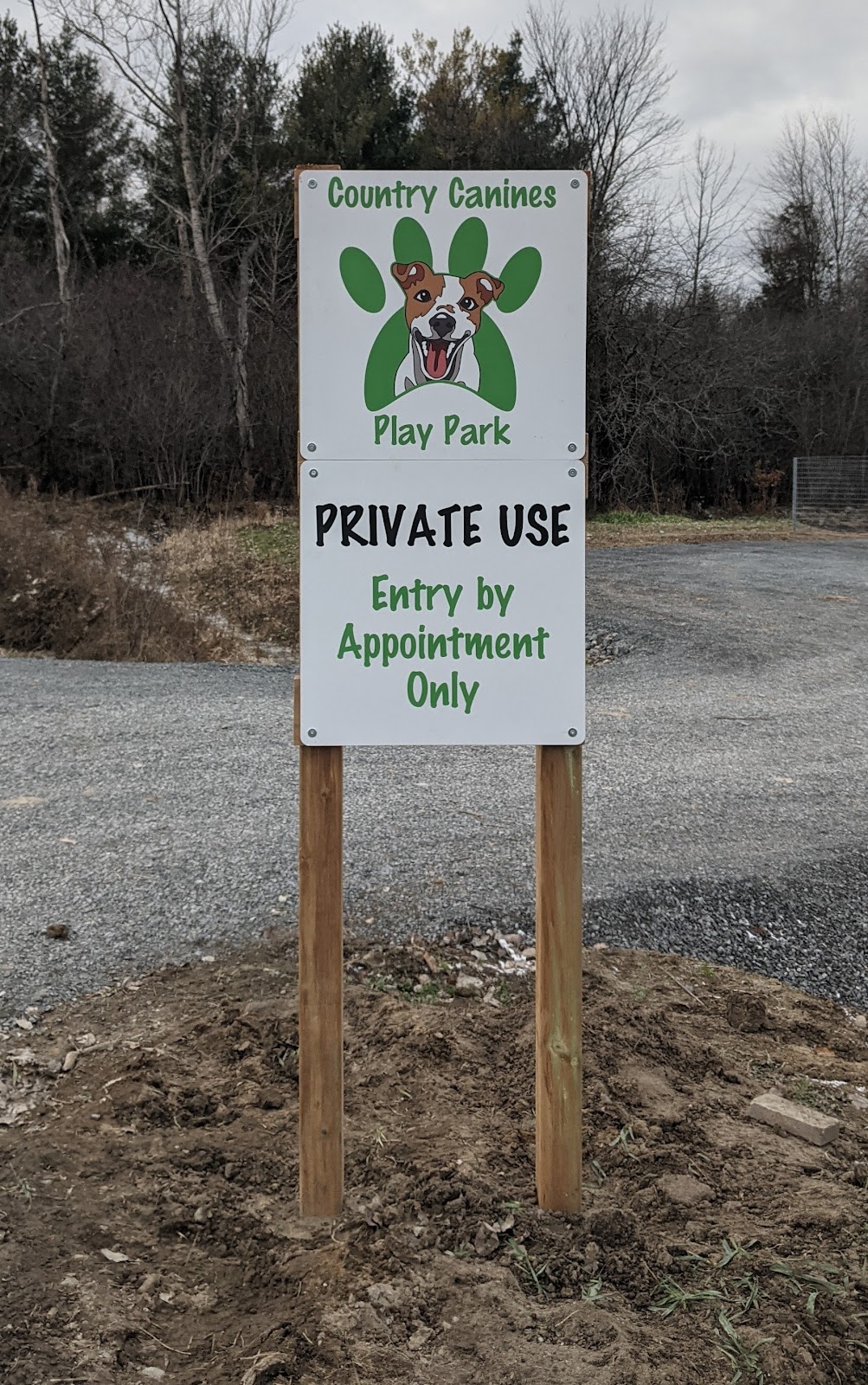 Country Canines Play Park - Carp Road | 8X8V+X6, Ottawa, ON K0A 1L0, Canada | Phone: (613) 878-2309