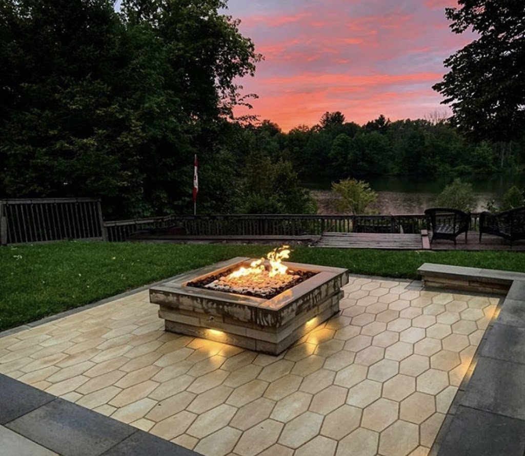 Tara Landscaping and Property Services Ltd. | 3171 Stornoway Cir, Oakville, ON L6M 5H8, Canada | Phone: (289) 681-0154