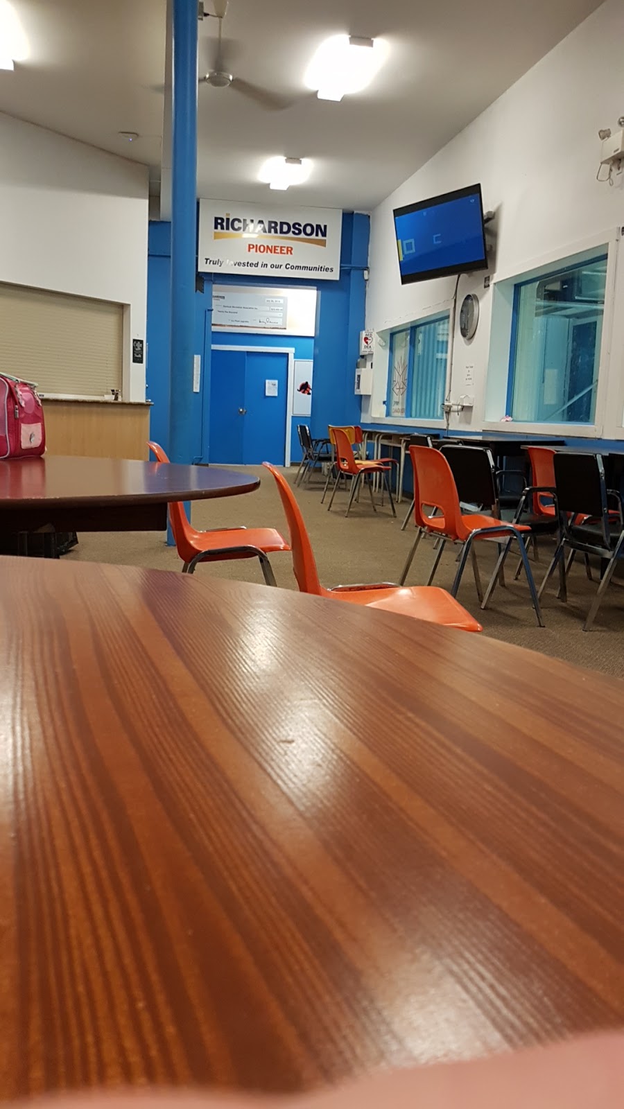 Starbuck Sports Centre | 60 Arena Blvd, Starbuck, MB R0G 2P0, Canada | Phone: (204) 735-2463