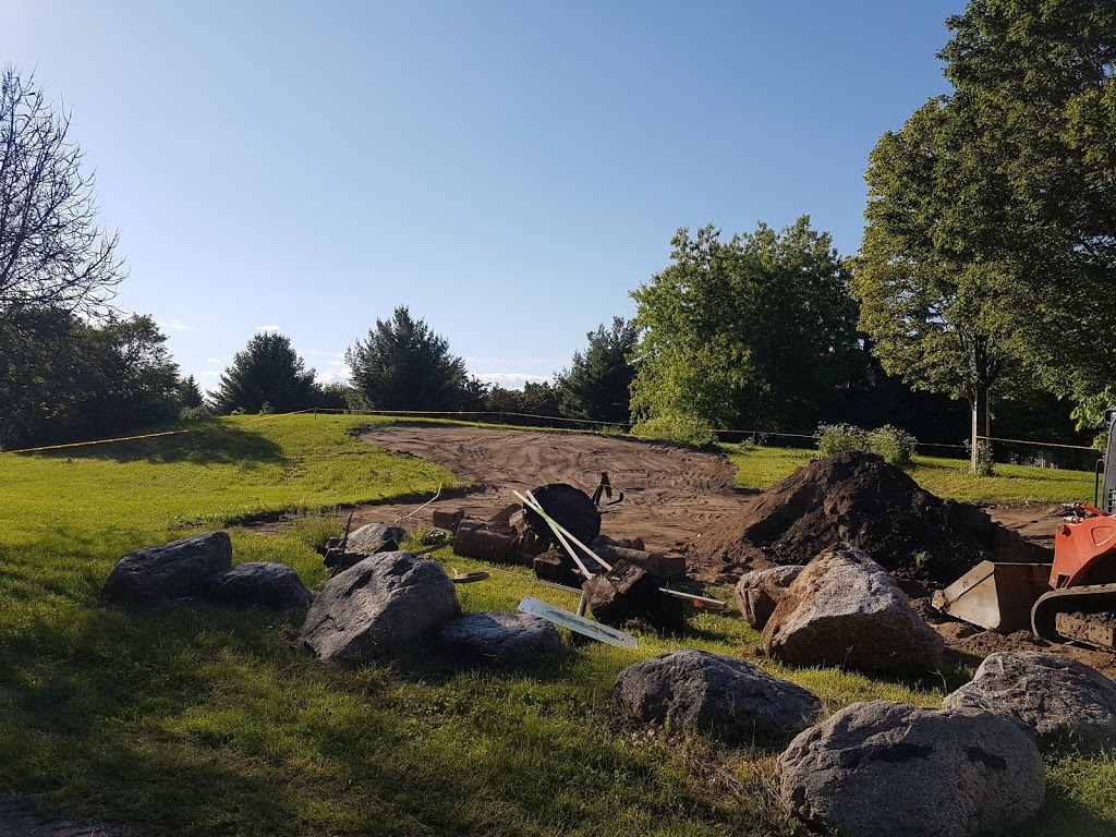 Parc Thomas-Chapais | Mercier-Hochelaga-Maisonneuve, Montreal, QC H1K, Canada | Phone: (514) 872-0311