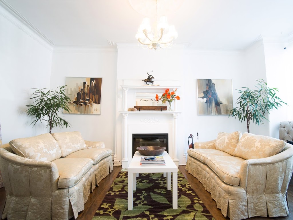 Tamara Scullion Chartered Real Estate Broker | 4000 Boul Saint-Jean, Dollard-des-Ormeaux, QC H9G 1X1, Canada | Phone: (514) 898-1220