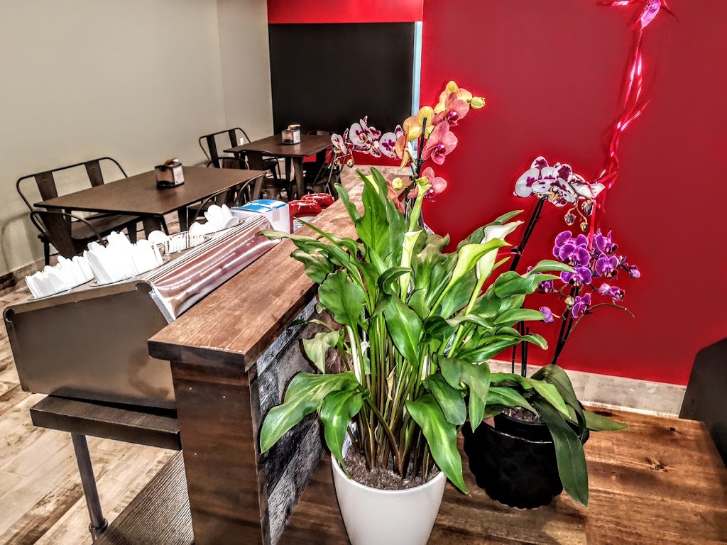 Francos East | 1950 Lauzon Rd, Windsor, ON N8T 2Z3, Canada | Phone: (519) 979-2378