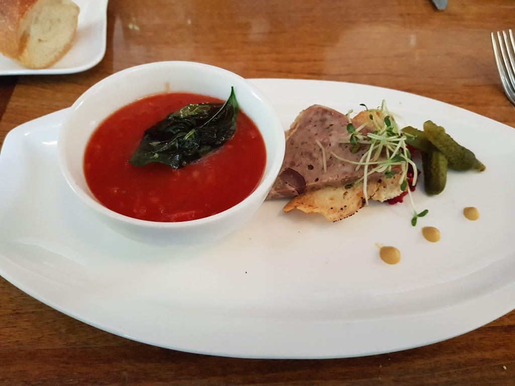 Bistro Détour | 2480 Rue Beaubien E, Montréal, QC H2G 1N4, Canada | Phone: (514) 728-3107