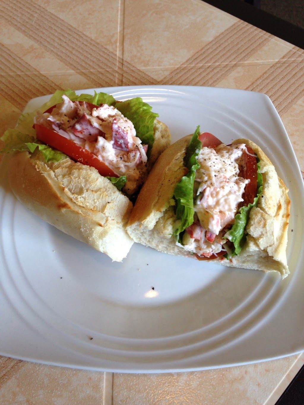 Il Porto Pizzeria And Pasta House | 22808 Highway, Sheet Harbour, NS B0J 3B0, Canada | Phone: (902) 885-3111