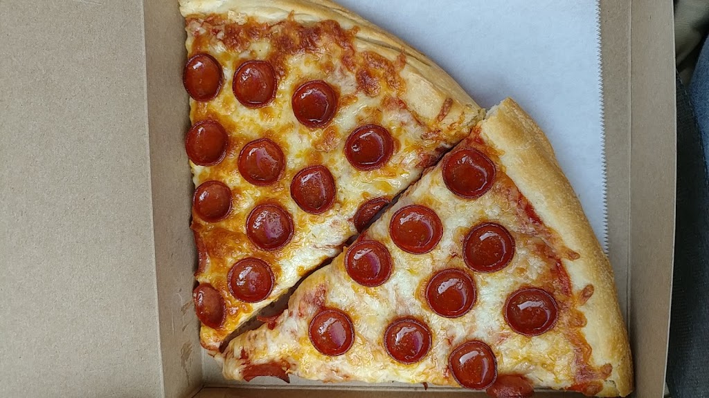 Billy Macs Pizzeria | 2555 Youngstown Lockport Rd, Ransomville, NY 14131, USA | Phone: (716) 791-3107