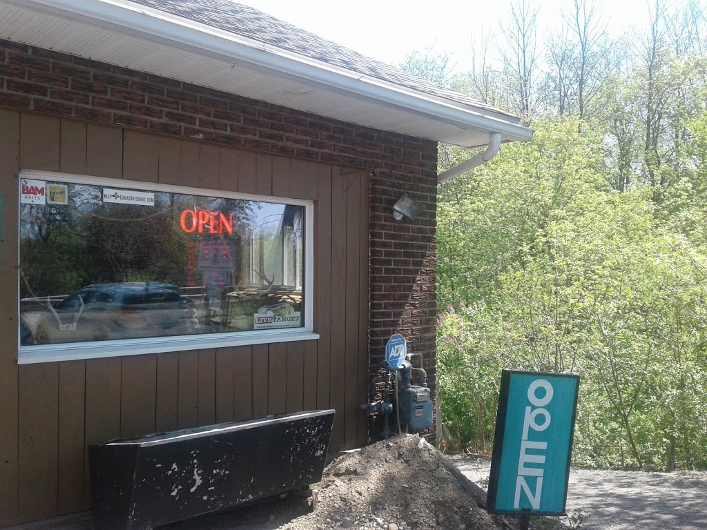 Manotick Bait-Fishing & Hunting | 1019 River Rd, Manotick, ON K4M 1B4, Canada | Phone: (613) 692-5463