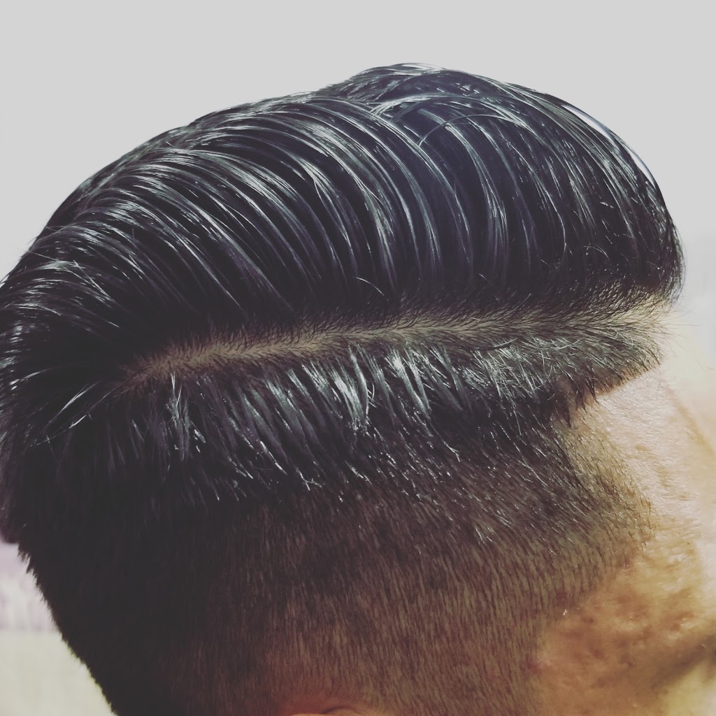 The Makeoverhouse | 12 Mercedes Dr, Etobicoke, ON M9V 4T5, Canada | Phone: (647) 920-7786