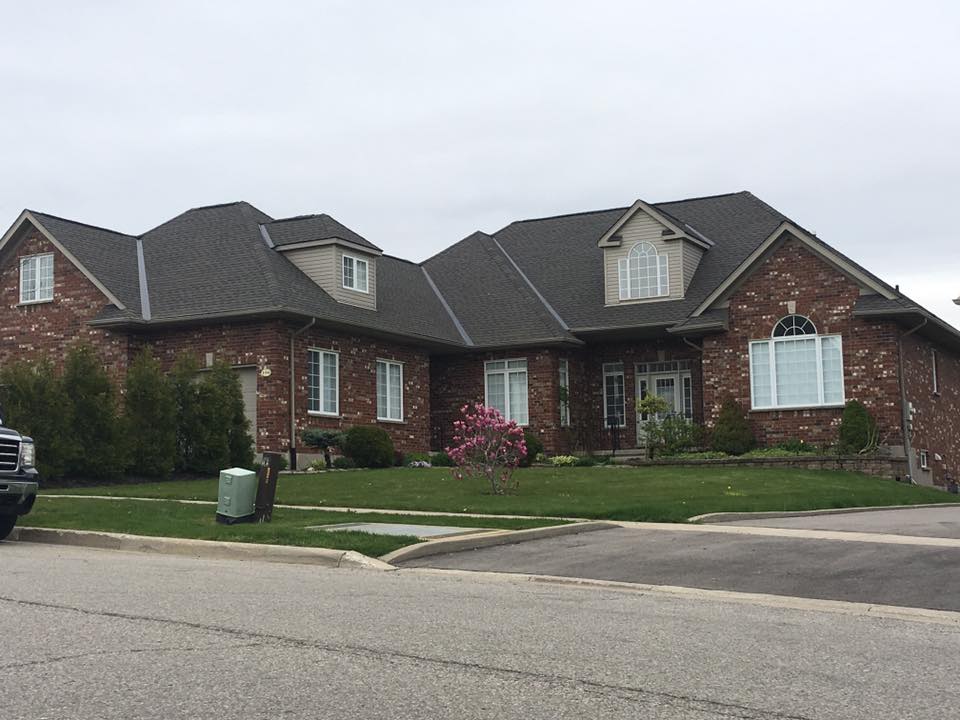 Kevin Mara Roofing Inc. | 88 Briar Knoll Dr, Kitchener, ON N2E 1Y2, Canada | Phone: (519) 496-3209